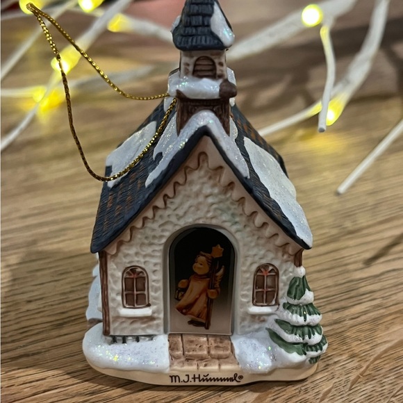 Set of 10 Vintage Hummel House Christmas Ornaments. Excellent condition - Picture 11 of 16